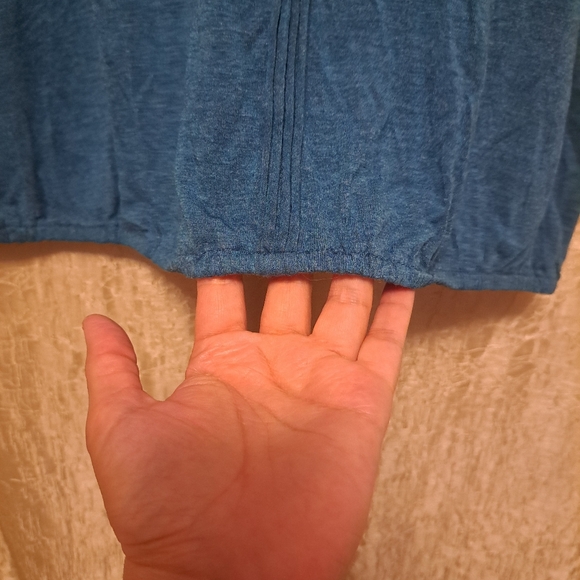 Max Studio Top - Picture 3 of 7